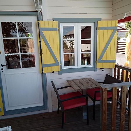 Bungalow Des Papayes Saint-Louis Esterno foto